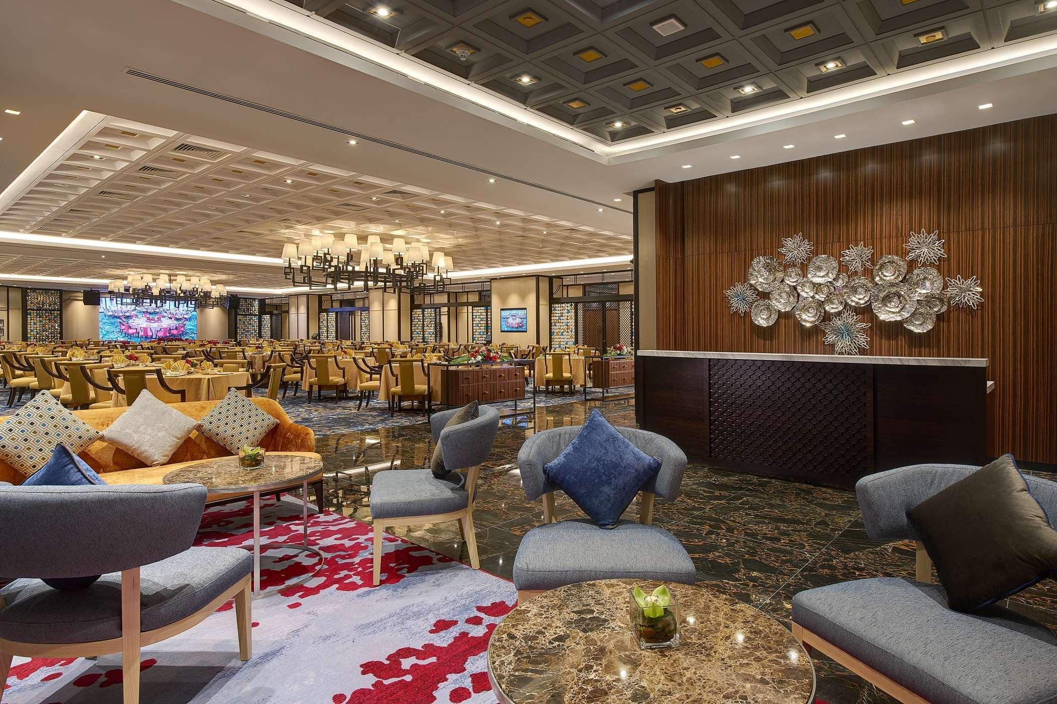 One World Hotel Petaling Jaya Εξωτερικό φωτογραφία The lounge at KLIA
