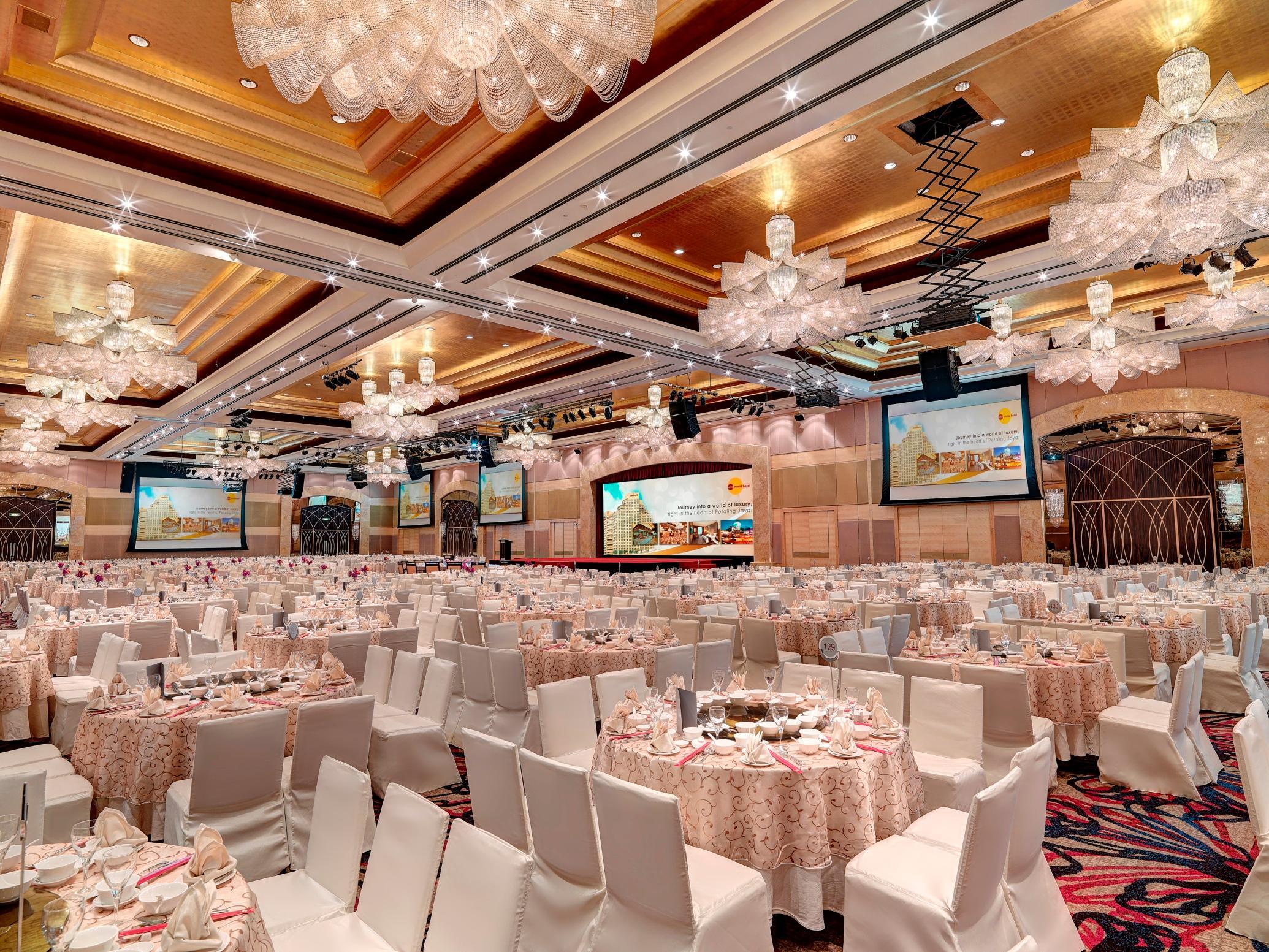 One World Hotel Petaling Jaya Εξωτερικό φωτογραφία The ballroom of the Venetian Resort Macao