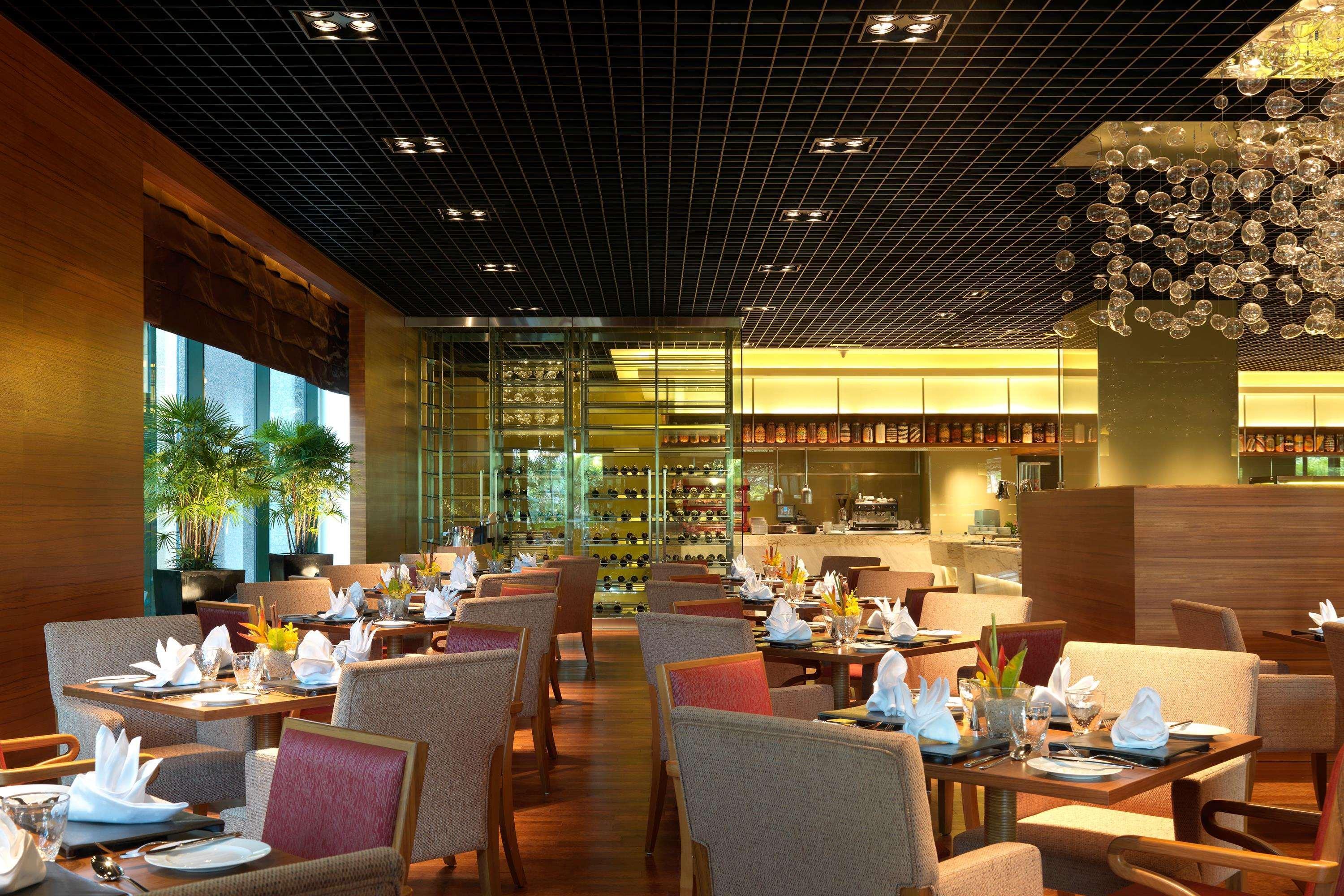 One World Hotel Petaling Jaya Εξωτερικό φωτογραφία The restaurant