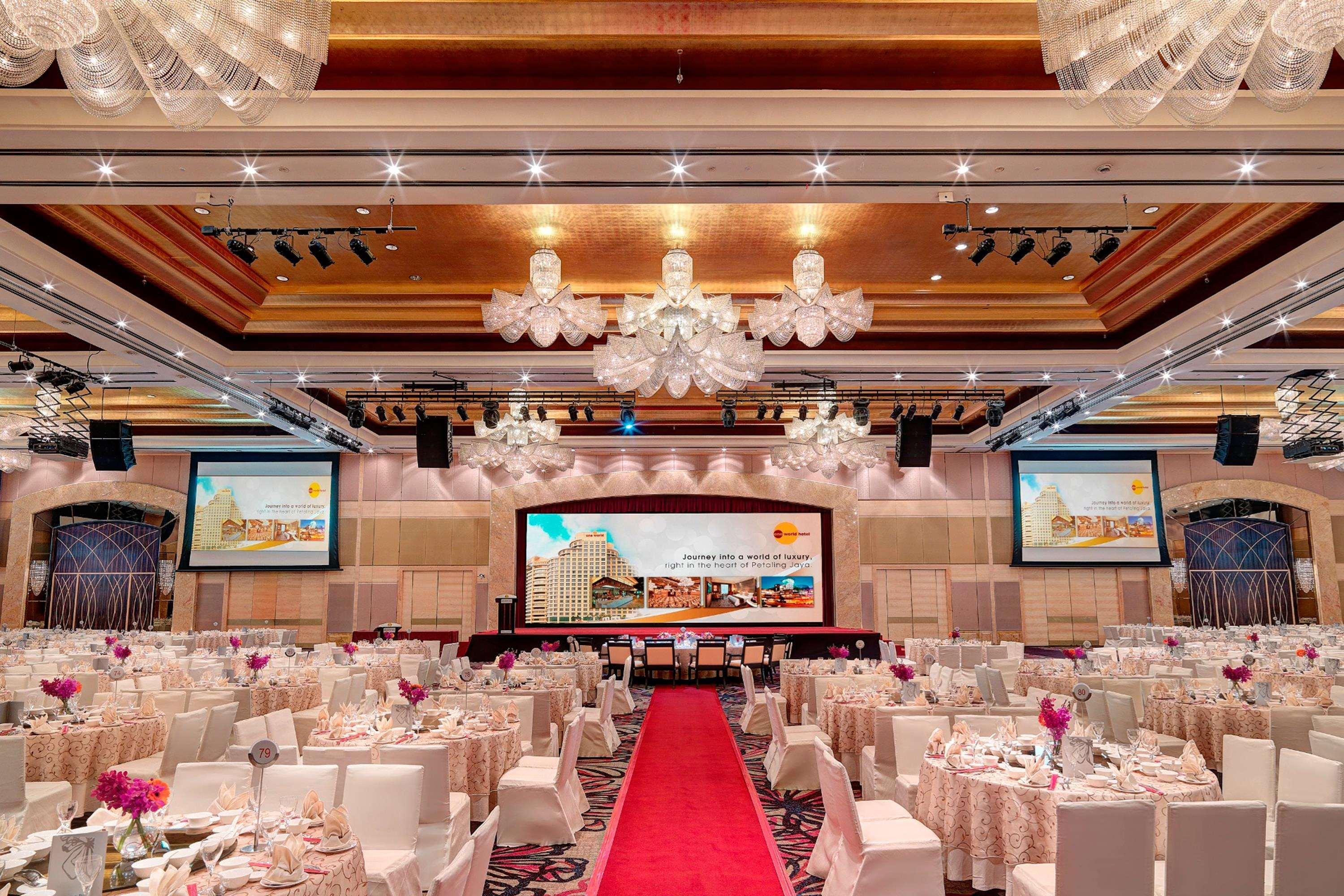 One World Hotel Petaling Jaya Εξωτερικό φωτογραφία The ballroom of the hotel