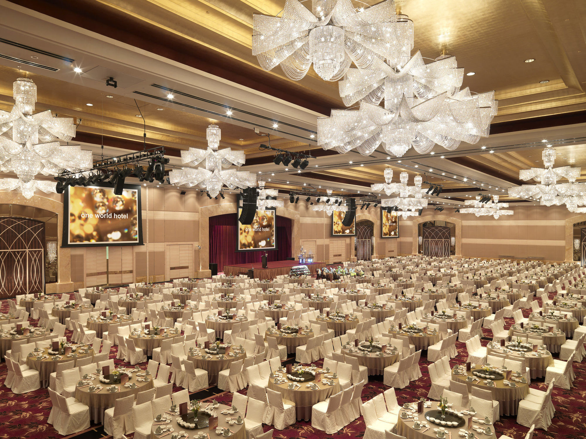 One World Hotel Petaling Jaya Εστιατόριο φωτογραφία The Grand Ballroom